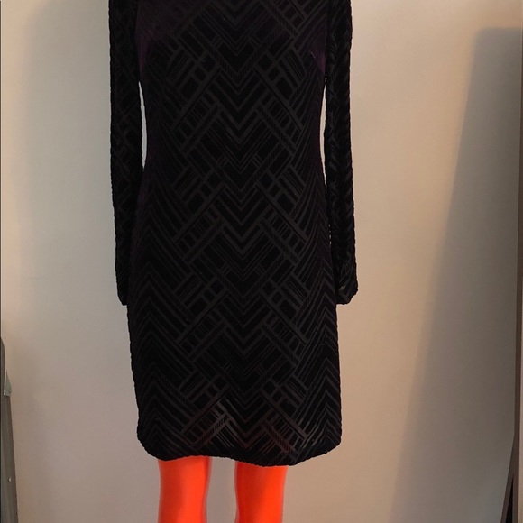 DRESS PURPLE VELVET GEOMETRIC PATTERN - Picture 3 of 4